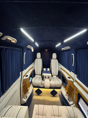 Vip Luxury Vito