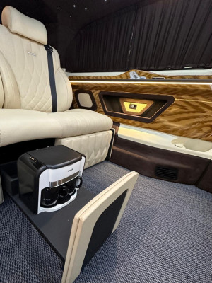 Vip Luxury Vito