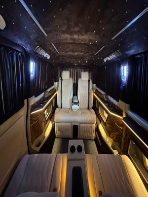 Vip Luxury Vito